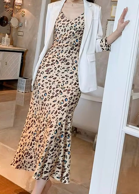 Leopard skin dress with a blazer